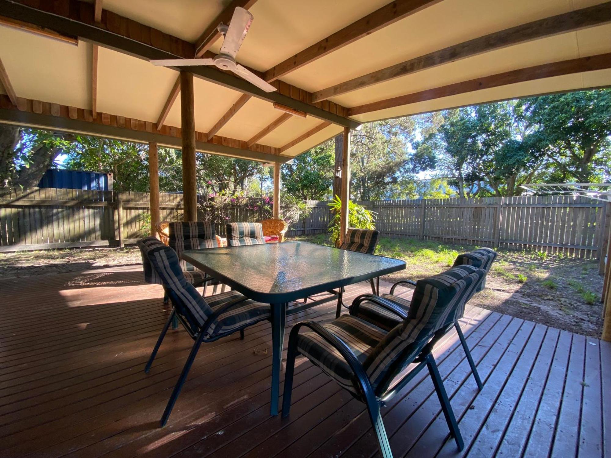 Colonial Village Resort Hervey Bay Exterior foto